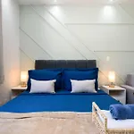 Omar do Rio - SQC 143/1320: Moderno Studio com vista p/ Cristo Redentor, Smart TV, Internet 250mbps, a 230m do metrô Siqueira Campos e 10 minutos da Praia de Copacabana