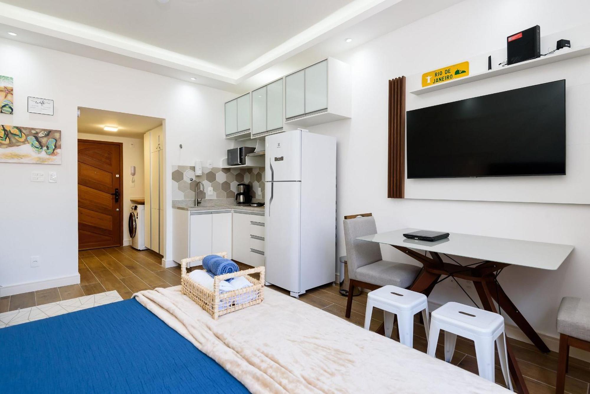 Apartamento Studio, Vista P/ Cristo Redentor | Sqc 143/1320 *